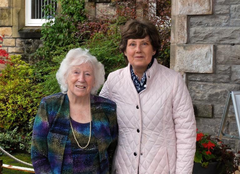 Image of donor Sally and recipient Patrica